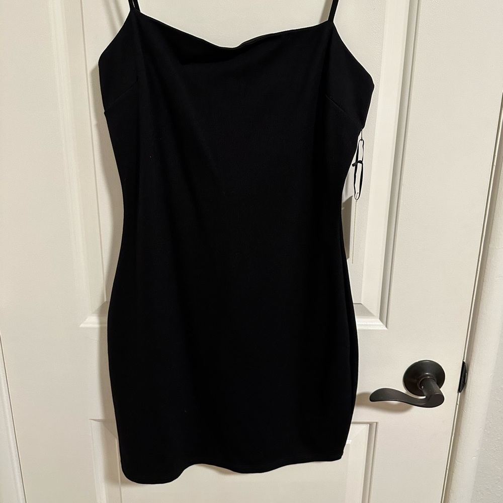 Black lulus dress